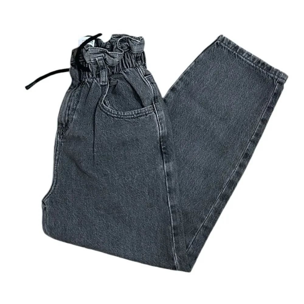 Zara Girls Gray Paper bag Jeans(Size 9 yrs old)